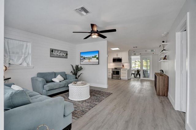 1969 NE 5th Street 1-2, Deerfield Beach, FL 33441