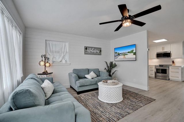 1969 NE 5th Street 1-2, Deerfield Beach, FL 33441
