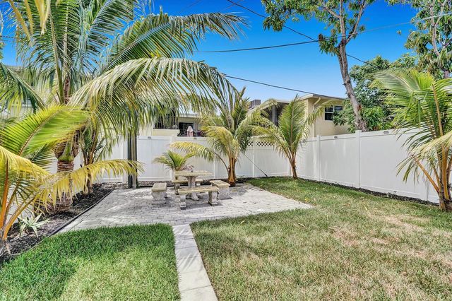 1969 NE 5th Street 1-2, Deerfield Beach, FL 33441