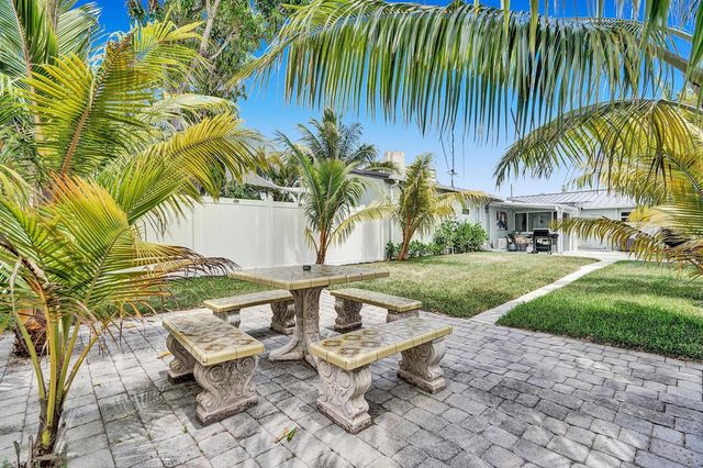 1969 NE 5th Street 1-2, Deerfield Beach, FL 33441