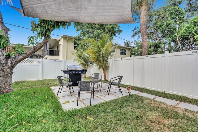 1969 NE 5th Street 1-2, Deerfield Beach, FL 33441