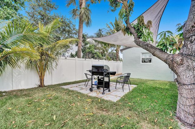 1969 NE 5th Street 1-2, Deerfield Beach, FL 33441