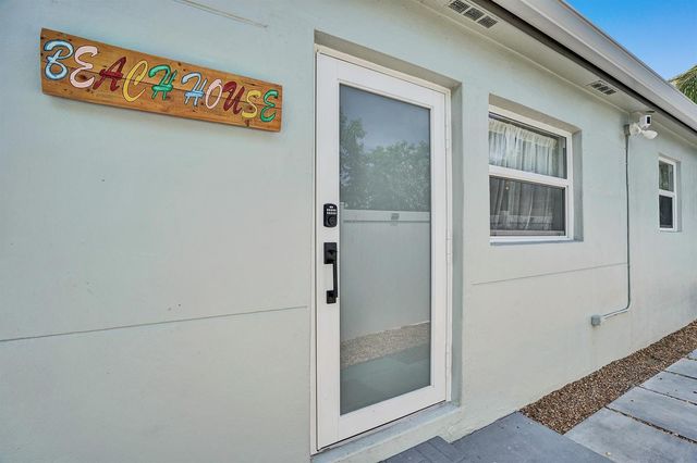 1969 NE 5th Street 1-2, Deerfield Beach, FL 33441