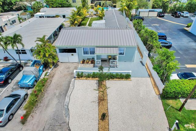 1969 NE 5th Street 1-2, Deerfield Beach, FL 33441