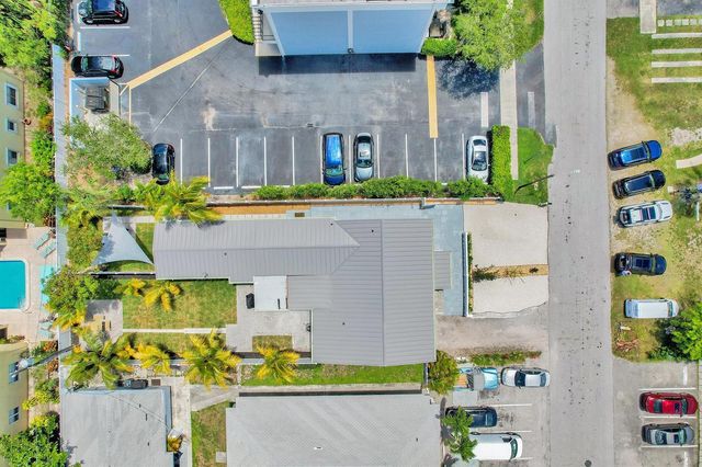 1969 NE 5th Street 1-2, Deerfield Beach, FL 33441