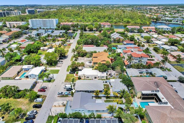 1969 NE 5th Street 1-2, Deerfield Beach, FL 33441