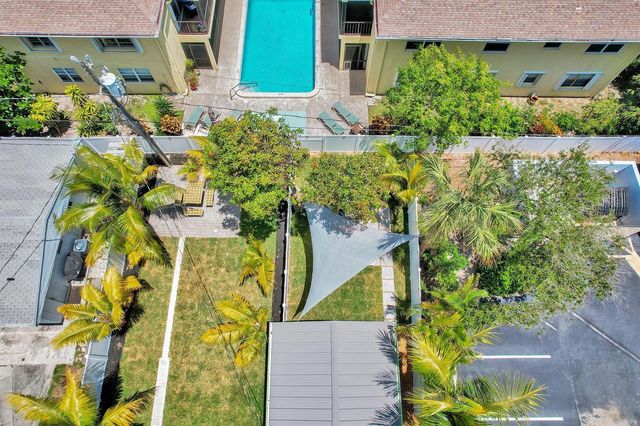 1969 NE 5th Street 1-2, Deerfield Beach, FL 33441