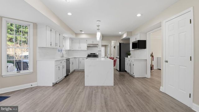 10144 BRACKEN DR, Ellicott City, MD 21042