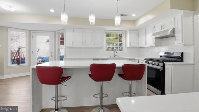 10144 BRACKEN DR, Ellicott City, MD 21042
