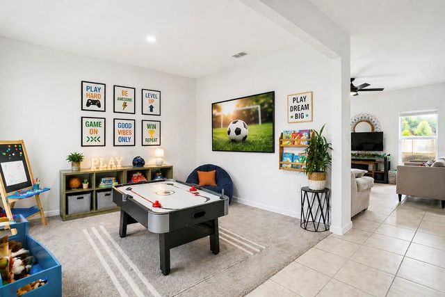 313 FIDDLEWOOD COURT, Davenport, FL 33837