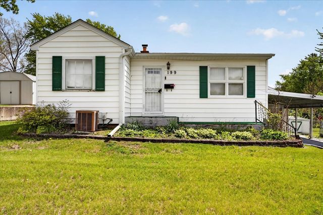 199 E Wilson Avenue, Machesney Park, IL 61115