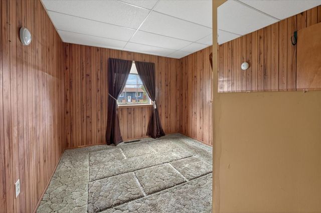 199 E Wilson Avenue, Machesney Park, IL 61115