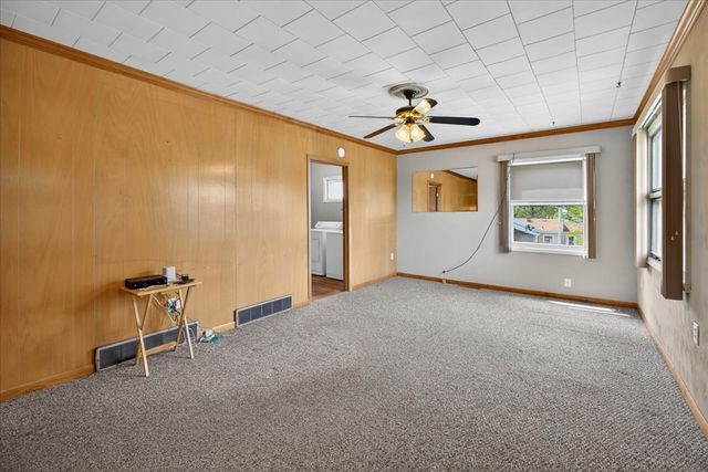 199 E Wilson Avenue, Machesney Park, IL 61115