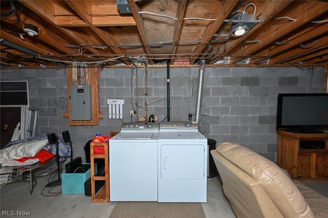 936 Smokerise Drive, Medina, OH 44256