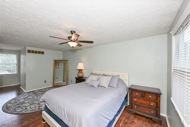 936 Smokerise Drive, Medina, OH 44256