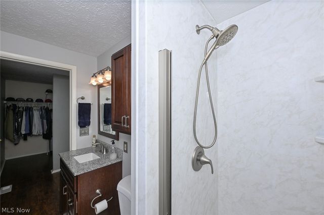 936 Smokerise Drive, Medina, OH 44256