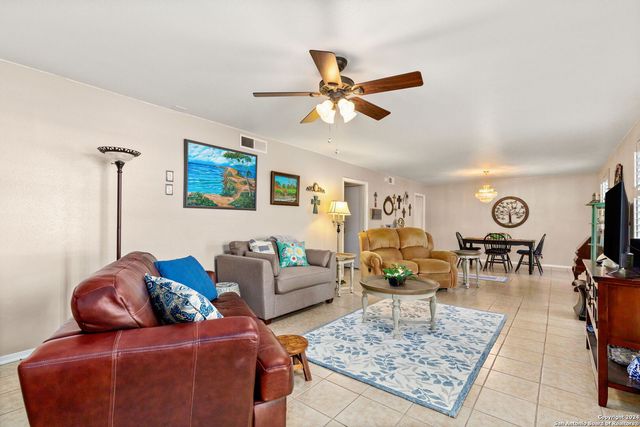 7500 Callaghan Rd Apt 263, San Antonio, TX 78229