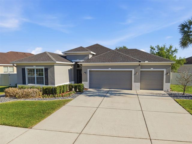 11133 WEMBLEY LANDING DRIVE, Lithia, FL 33547