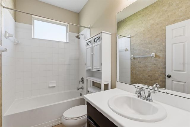 11133 WEMBLEY LANDING DRIVE, Lithia, FL 33547