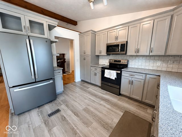 152 E 300 S, Crawfordsville, IN 47933