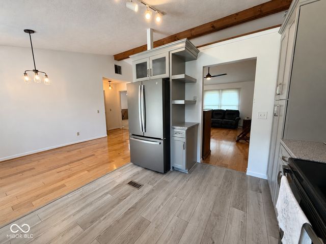 152 E 300 S, Crawfordsville, IN 47933