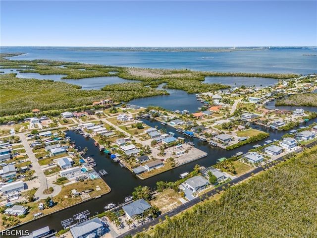 2936 Buttonwood Key CT, St James City, FL 33956