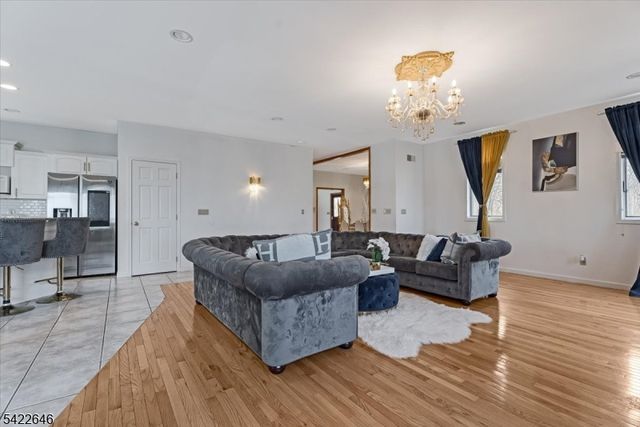 25 Starrett Ct, Sparta Twp., NJ 07871