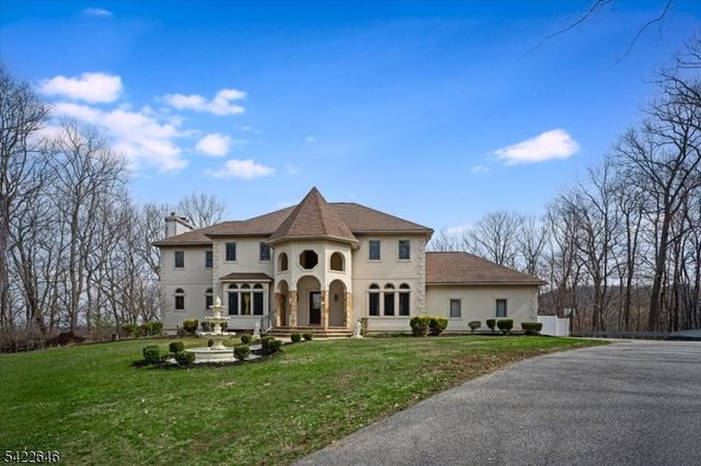 25 Starrett Ct, Sparta Twp., NJ 07871