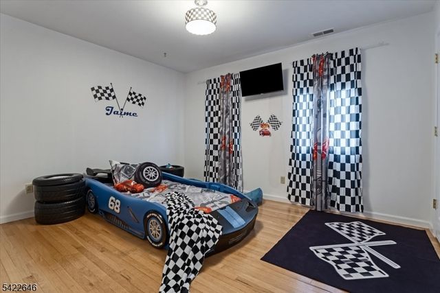 25 Starrett Ct, Sparta Twp., NJ 07871