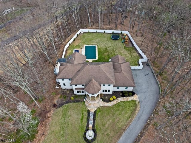 25 Starrett Ct, Sparta Twp., NJ 07871