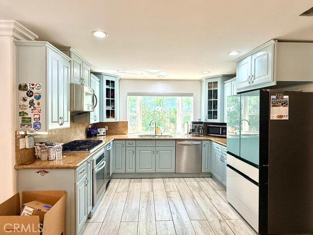 5420 Parkmor, Calabasas, CA 91302