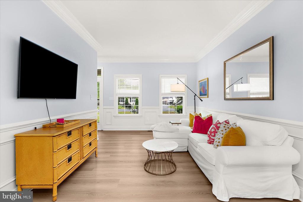 Image 10 of property listing at 705 DAVOL RD, Stevensville, MD 21666