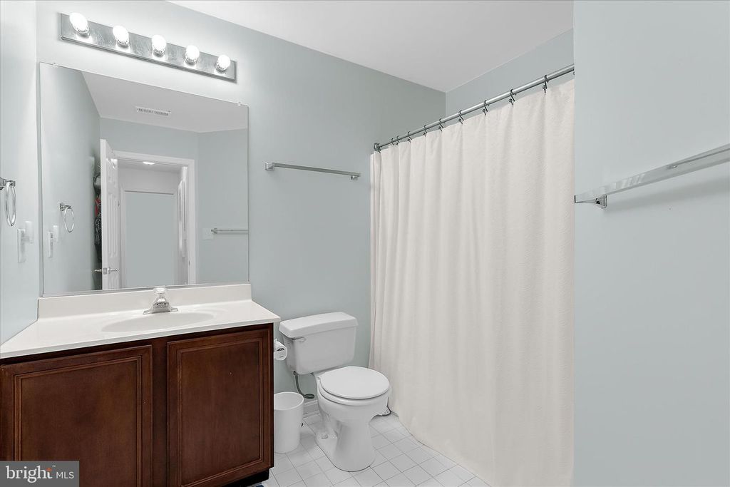 Image 34 of property listing at 705 DAVOL RD, Stevensville, MD 21666