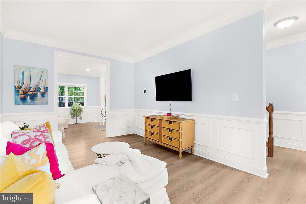 Image 9 of property listing at 705 DAVOL RD, Stevensville, MD 21666