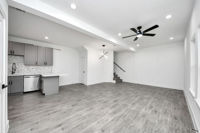 7412 Carver Road A, Houston, TX 77088