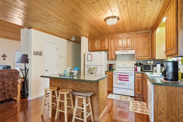 1914 Creekstone Lane, Young Harris, GA 30582