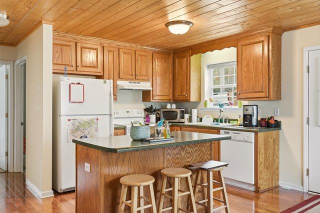 1914 Creekstone Lane, Young Harris, GA 30582