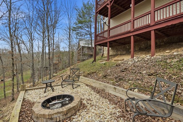 1914 Creekstone Lane, Young Harris, GA 30582