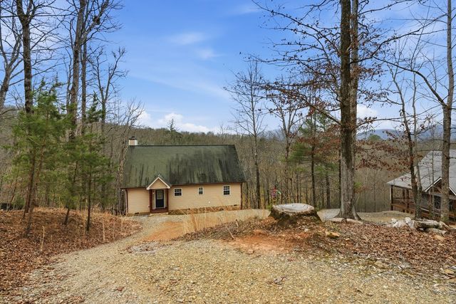 1914 Creekstone Lane, Young Harris, GA 30582