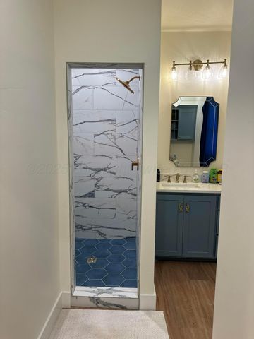 310 W 3rd Street, Clarendon, TX 79068