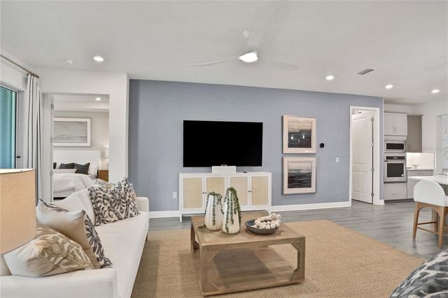 17558 VALLEYWOOD PARKWAY, Land O Lakes, FL 34638