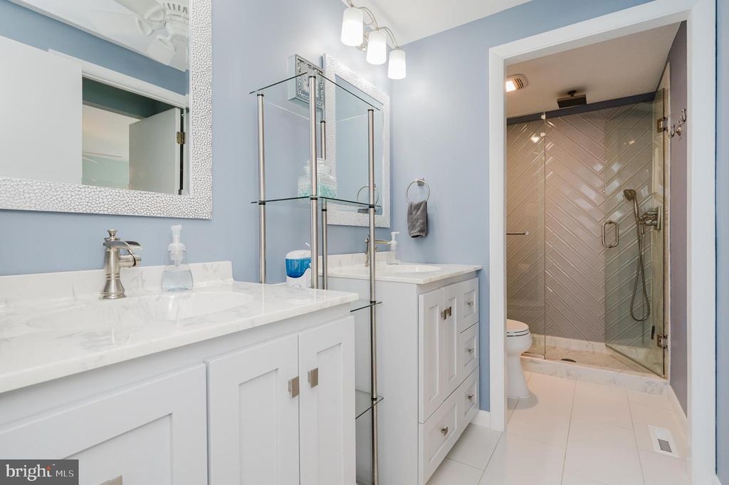 Image 29 of property listing at 696 SHORE DR, Joppa, MD 21085