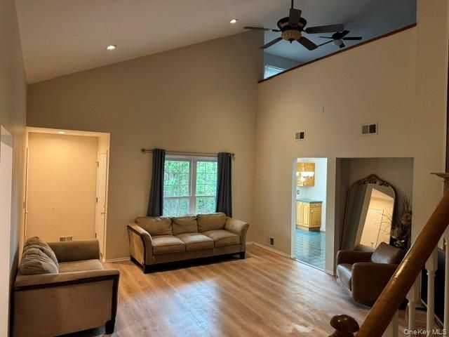 34 Candlestick Court, Warwick, NY 10990