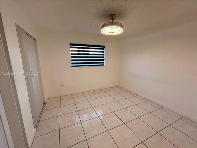 2925 W 80th Street 109, Hialeah, FL 33018