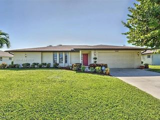 1822 SE 11 Terrace, Cape Coral, FL 33990