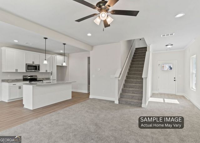 318 Stonington Drive, Mount Airy, GA 30563