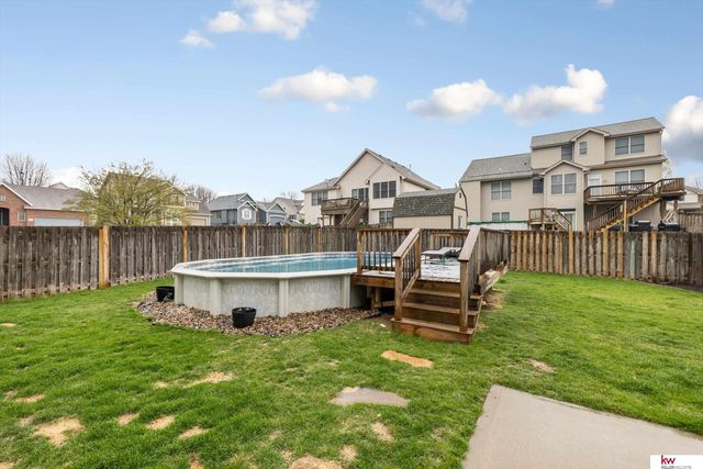 9407 S 27th Street, Bellevue, NE 68147