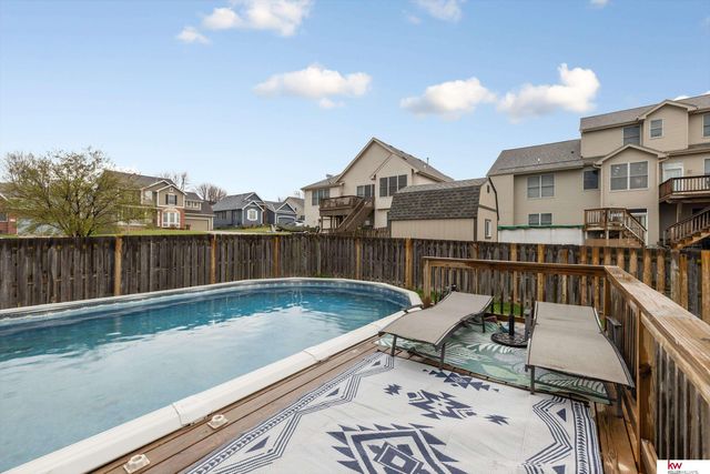 9407 S 27th Street, Bellevue, NE 68147