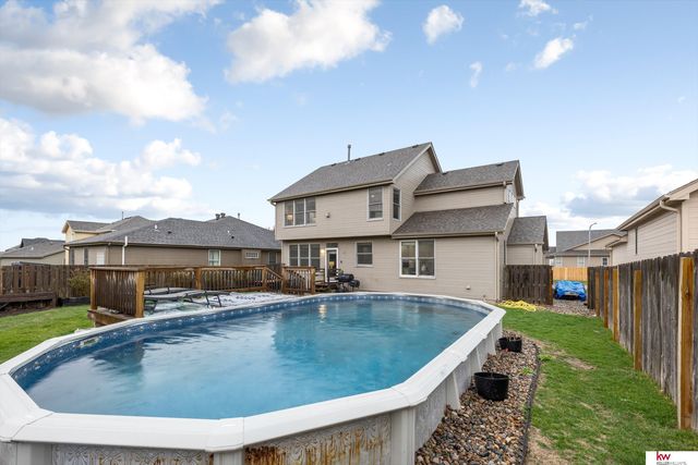 9407 S 27th Street, Bellevue, NE 68147