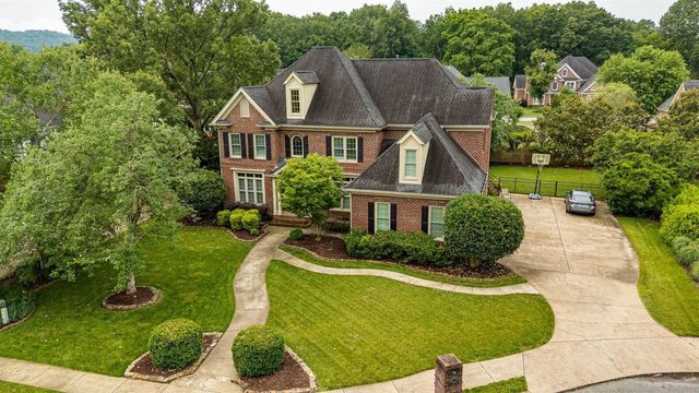 1404 Stornoway Lane, Hixson, TN 37343